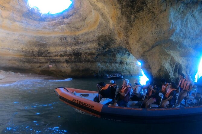 Boat trip to the caves of Benagil - What the guides actually do onboard (and why it matters)