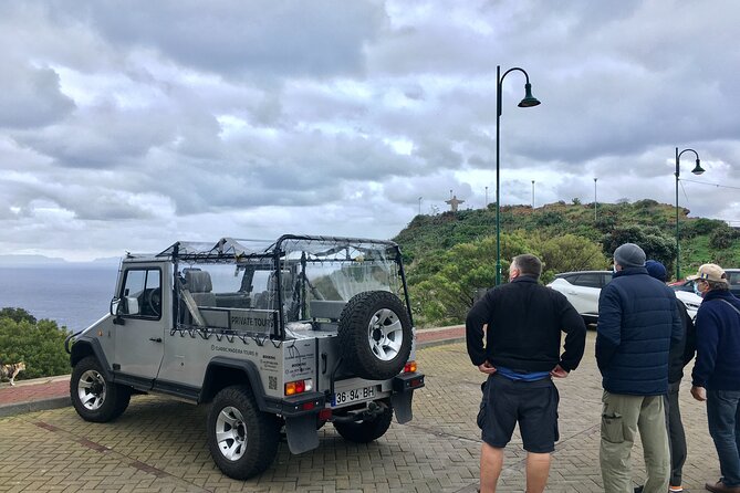 CABO GIRÃO (Half Day tour/3h) / Private Classic Car (4L). - Ribeira Brava: a viewpoint pause with a possible coffee break