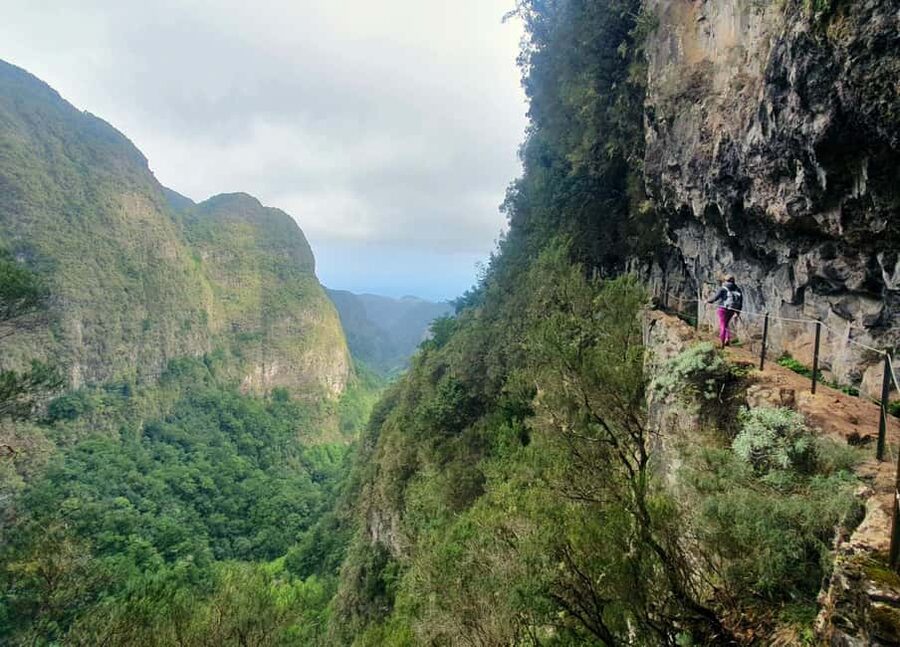 Caldeirão Verde: Queimadas PR9 Transfer and Self-Guided Hike - Should you book Caldeirão Verde with Do it Madeira?