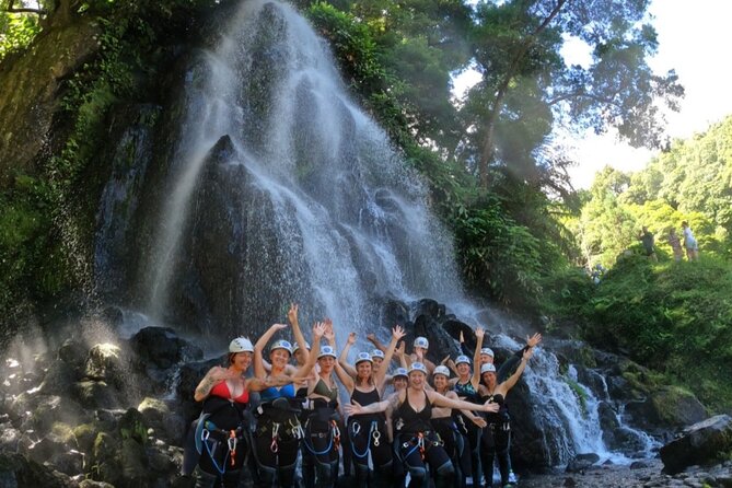 Canyoning experience in Ribeira dos Caldeiroes - What the guides do (João and the team) that keeps it fun