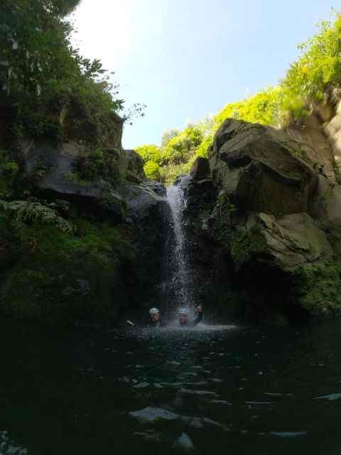 Canyoning in Ribeira dos Caldeirões - Six waterfalls in one descent: rappels, upsailing, slides, and jumps