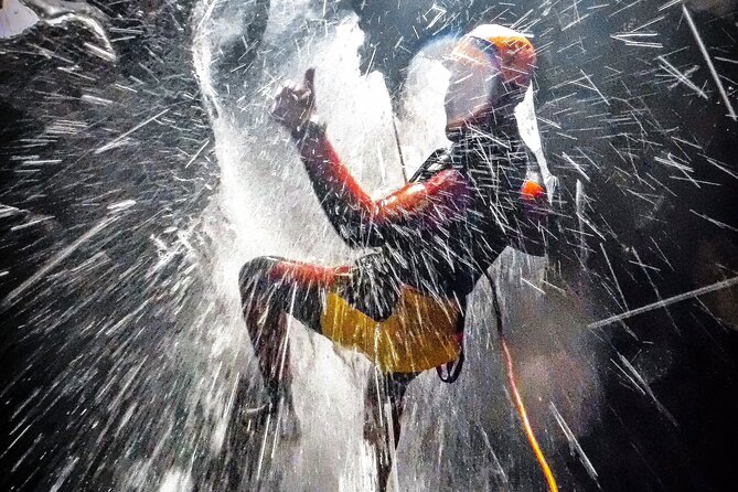 Canyoning in Salto do Cabrito (Sao Miguel - Azores) - Rappels from 4 to 16 metres, plus optional zip-line and jumps
