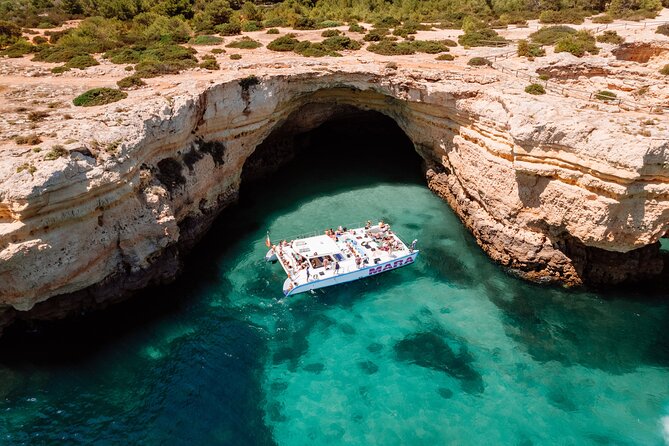 Catamaran Cruise: Caves and Coastline to Benagil - Weather, seasickness, and when the caves feel best