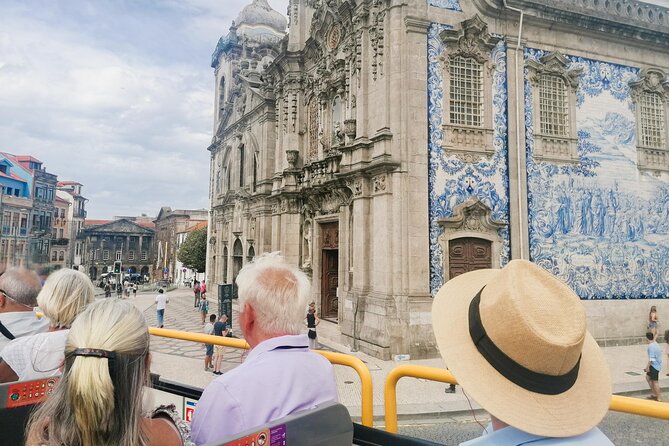 City Sightseeing Porto Hop-On Hop-Off Bus Tour - Blue Line route highlights: Gaia viewpoints and the port-cellar circuit