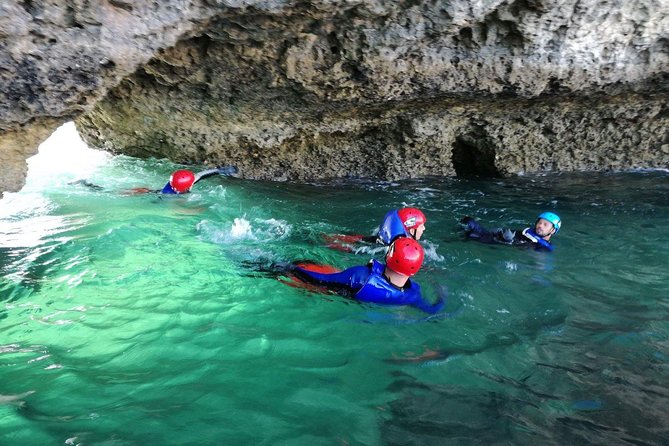 CLIFF JUMPING tour - Coasteering in Albufeira - Fitness and Health Rules: who should book, and who should not