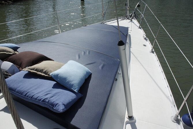 Coastal Tour on a Luxury Sailing Yacht From Vilamoura - Why This Sailing Cruise Works So Well (2.5 Hours, Not a Full Day)