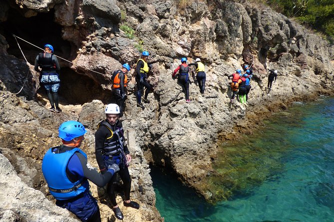 Coasteering at Portinho da Arrábida - Coasteering at Portinho da Arrábida, what it really is