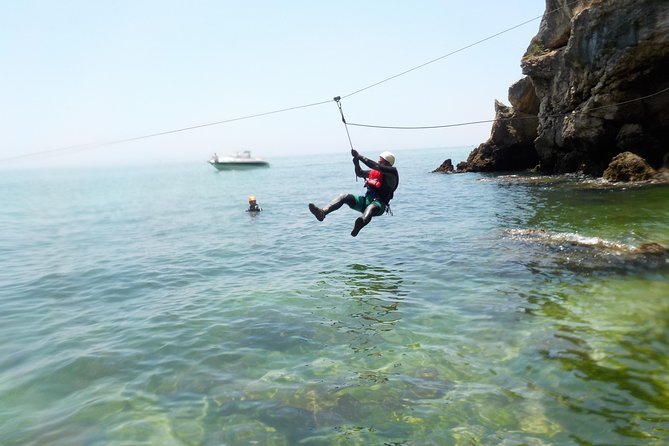 Coasteering at Portinho da Arrábida - Weather and sea conditions, why they can change your plan