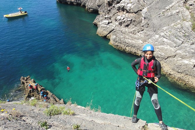 Coasteering in the Arrabida Natural Park (Lisbon region) - Rappels, Zip Line, and Cliff Jumps: How the Adrenaline Gets Managed