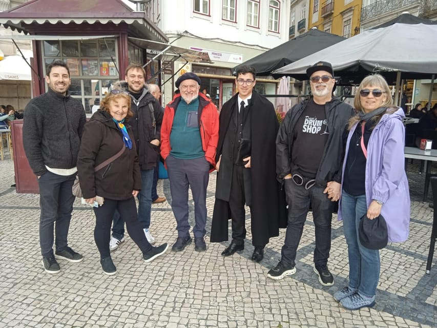 Coimbra: Guided tour with a local student - Starting at Praça da República: get your bearings fast