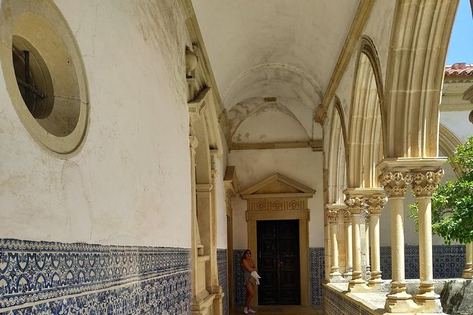 Convent of Christ Tour "Portugal in the Map" - Visit Tomar with a local guide! - Inside the Convento de Cristo: symbolism, sections, and a guided pace