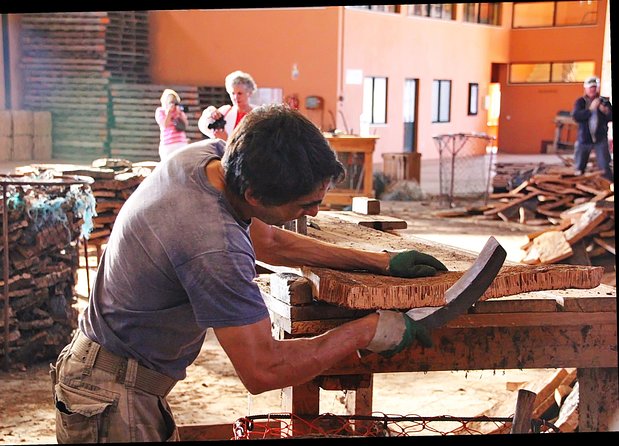 Cork Factory Tour & Cork Shop - The Cork Processing Lesson, from Harvesting Concepts to Market-Ready Material