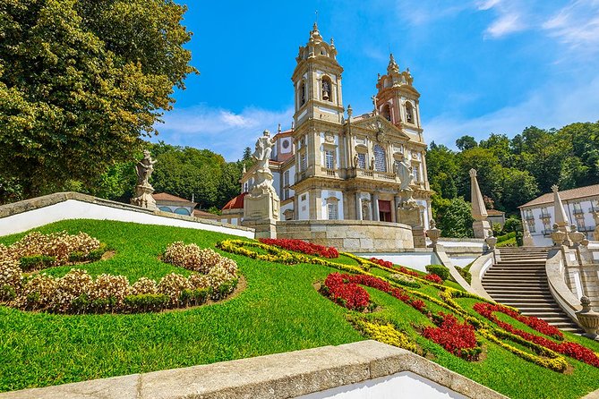 Day Trip Braga and Guimarães from Porto - Guimarães UNESCO core: medieval streets with a national origin story