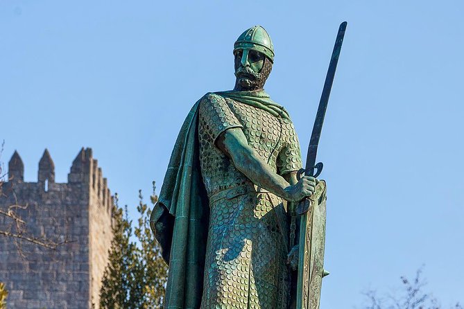 Day Trip Braga and Guimarães from Porto - Braga first: walking the city and aiming your camera