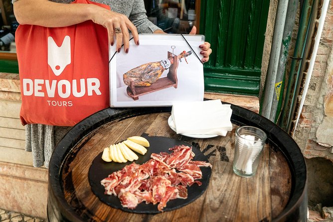 Devour Lisbon: The Ultimate Portuguese Food Tour - Stop 3: Ginjinha Sem Rival and Lisbon’s Sour-Cherry Signature