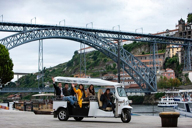 Discover Porto's Highlights on a 2-Hour Private Electric Tuk Tuk - Meeting point and timing: what a smooth start looks like