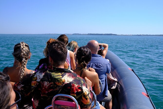 Dolphin watching in Setúbal - Meeting point at Escola Náutica de Recreio, and what a 2 hours 15 minutes ride means
