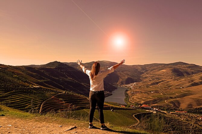 DOURO TOURS - Premium Tour - Stop 2: A 50-minute Rio Douro boat ride