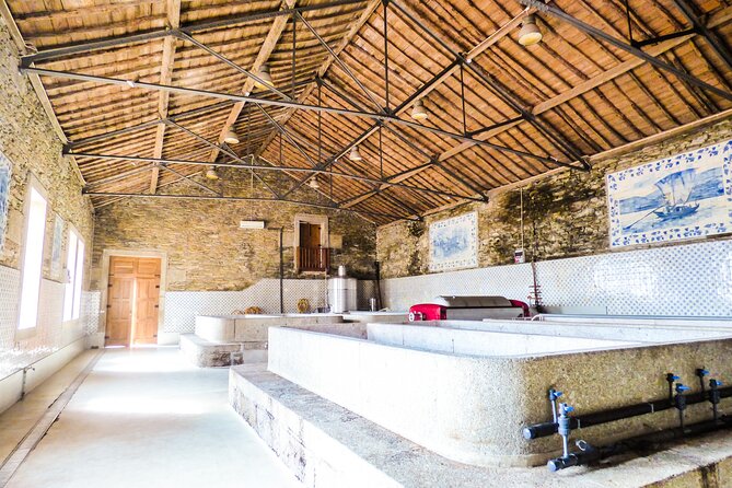 Douro Valley Pinhao Quinta da Foz Tour and Tasting 5 Wines - Quinta da Foz in Pinhão: why this 1-hour tasting feels personal