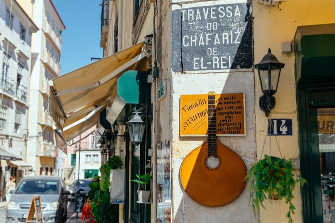 Drinks & Bites in Lisbon Private Tour - Stop at Church of São Cristóvão, a quick visual win