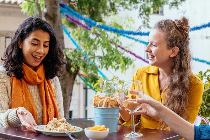 Drinks & Bites in Lisbon Private Tour - What the guides get praised for, and what you can do with that