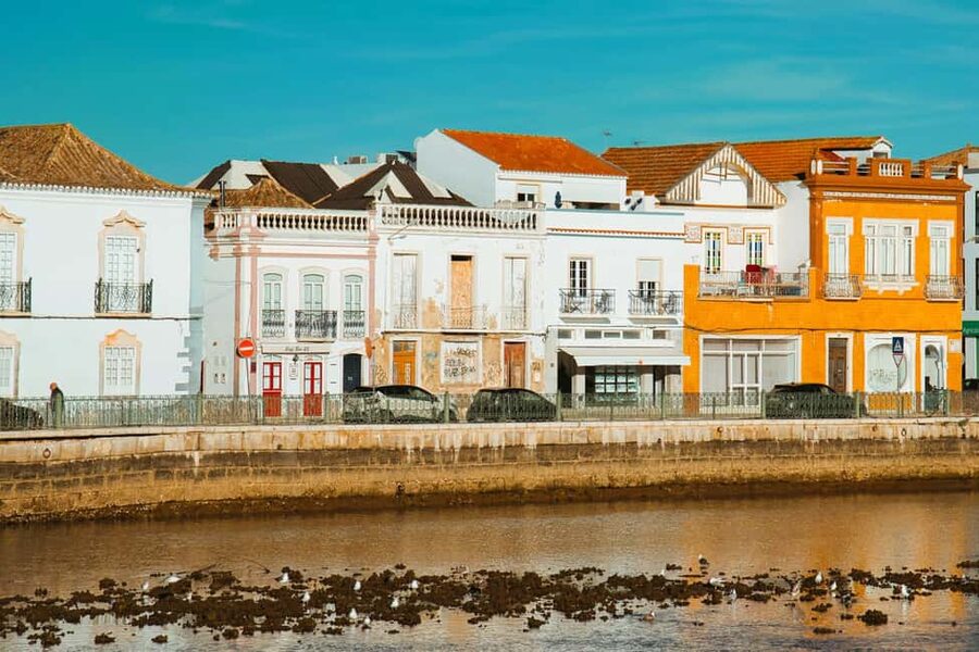 Eastern Portugal: Day Trip to Faro, Olhão, Tavira, & more - Faro: Algarve capital with a 13th-century backbone