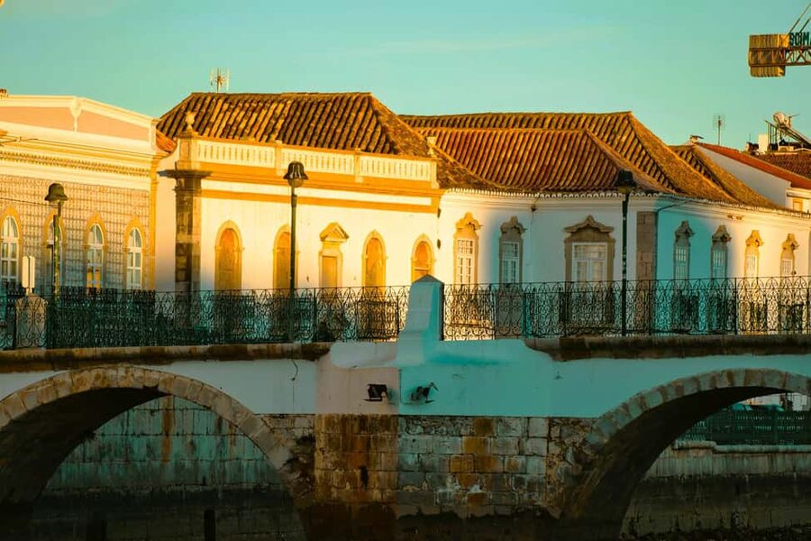 Eastern Portugal: Day Trip to Faro, Olhão, Tavira, & more - Olhão: Moorish roots, fishing-town life, and the market run
