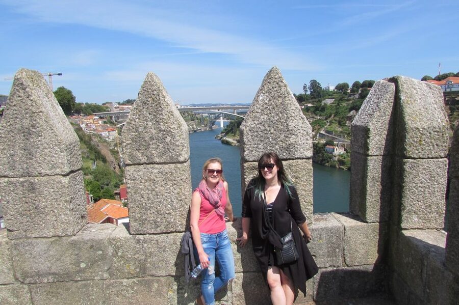 Essential Porto Walking Tour - First Stop: Praça Gomes Teixeira and the Lion Fountain Moment