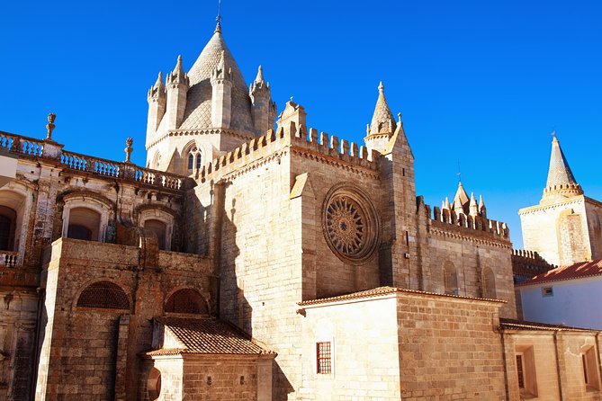 Évora Wine & Heritage Tour from Lisbon - From Lisbon to the Alentejo: crossing the Tagus and what to pack