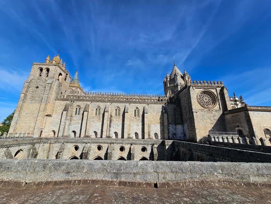 Évora (with Sé & Bones), Evoramonte & Arraiolos: From Lisbon - Key Things You Will Notice Right Away