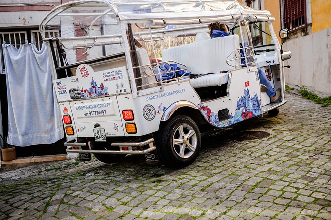 Expert Plus Lisbon Tour with Local Guide in Private Eco Tuk Tuk - Jerónimos Monastery, Manueline architecture in real size