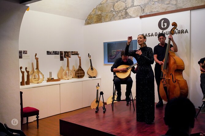 Fado by Casa da Guitarra - Practical tips for your best night at Casa da Guitarra