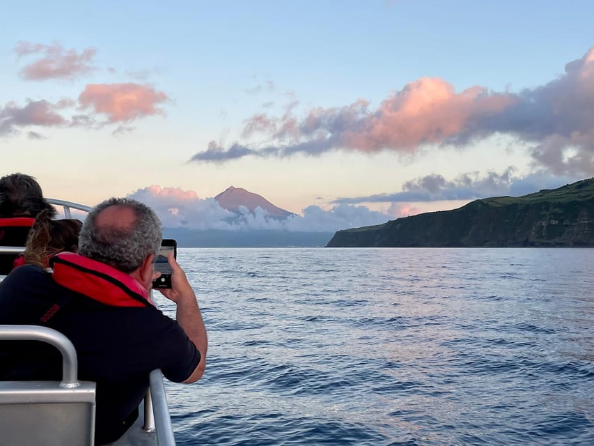 Faial Island: Unique boat tour to the Capelinhos volcano - Why the Capelinhos Volcano Looks Different From the Water