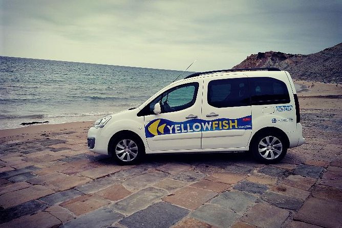 Faro Airport Private Transfer to or from Alvor - Meeting Your Driver at the Airport, Near Café Central