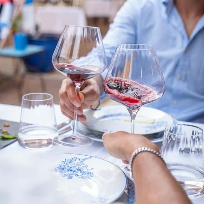Faro City Portuguese Wine Tasting and Tapas Guided Tour - The First Food Tastings: Two 30-Minute Stops That Do the Job