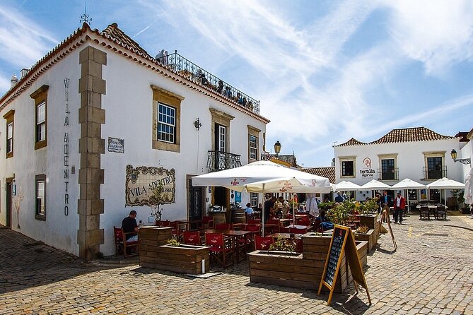 Faro Food Tour & Drinks and City highlights 10 Tastings - The “don’t eat beforehand” strategy for 10 tastings