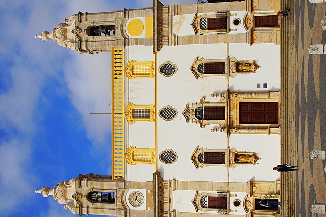 Faro Food Tour & Drinks and City highlights 10 Tastings - Old Town Faro tastings: architecture plus Portuguese wine