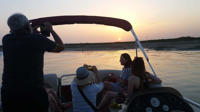 Faro: Sunset 1 hour Ria Formosa Boat Tour - Small Details That Make the Difference