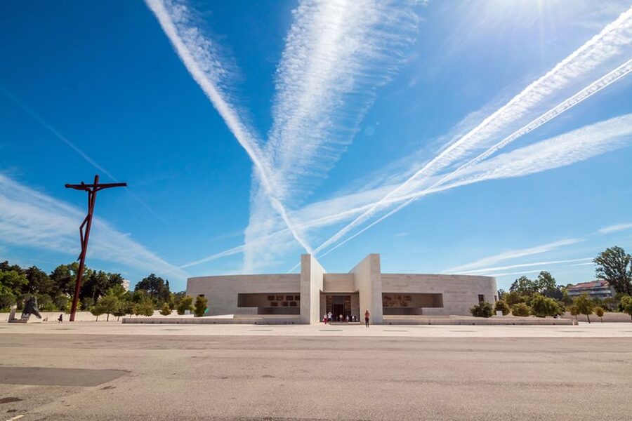 Fátima: Half-Day Tour - Our Lady of Fatima Basilica: Marble, Tombs, and Optional Mass
