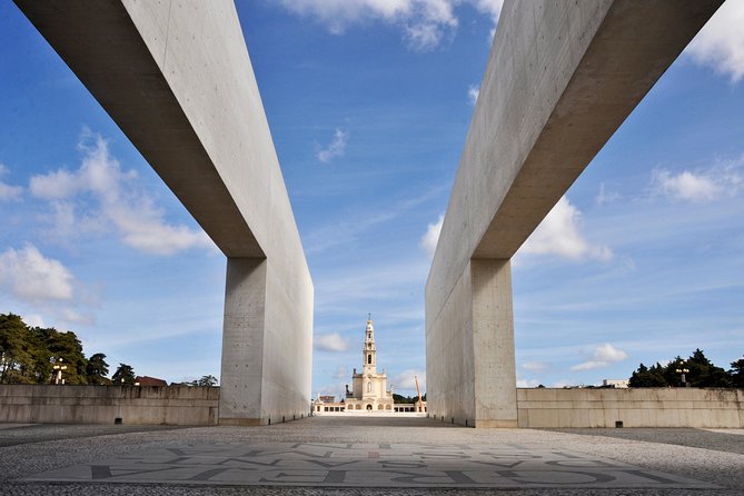 Fátima Sanctuary & Little Shepherds' Village from Lisbon - Mass at Fátima: how to make it a meaningful moment