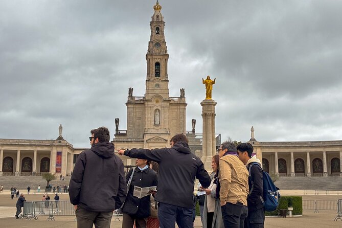 Fátima Sanctuary & Little Shepherds' Village from Lisbon - Sanctuary of Our Lady of Fátima: what you will actually see
