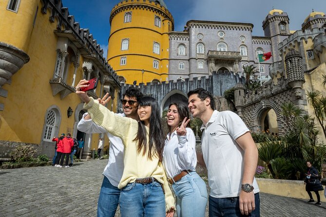Fatima Sanctuary, Pena Palace & Nazare's Big Wave from Lisbon - Fátima’s guided time plus lunch freedom you can actually enjoy
