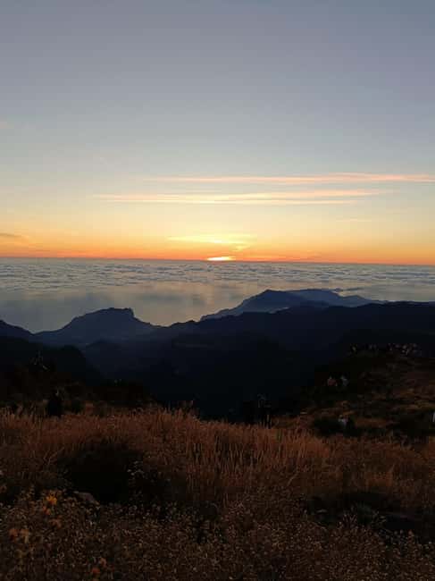 From 0 to 1818 meters to Pico do Arieiro Sunrise - Pickup from Funchal and nearby towns, and why the timing matters