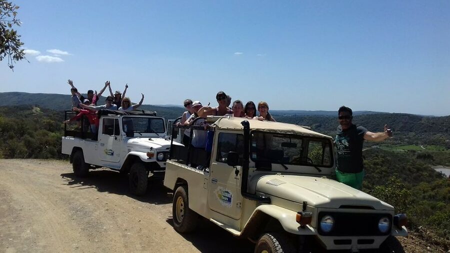 From Albufeira: Algarve Sunset Jeep Tour with Tastings - Who this tour is best for