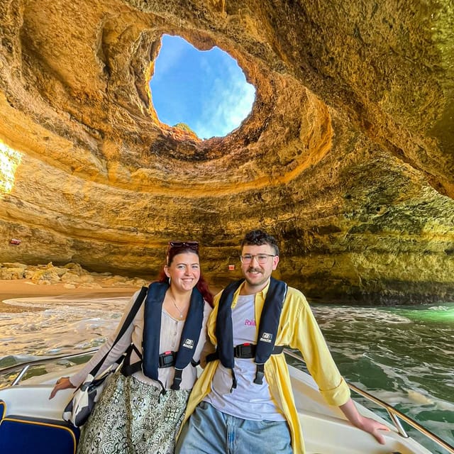 From Faro: Boat trip to Benagil Cave & Praia da Marinha - Key things I’d zoom in on