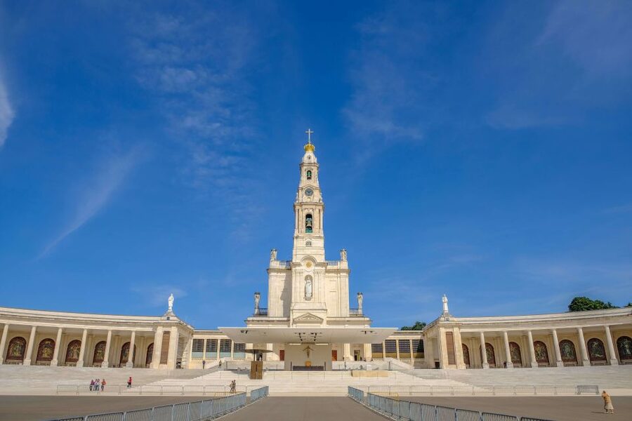 From Fatima: Private Fatima Tour with a Local Guide - How the Local Guide Changes Everything