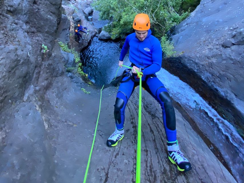 From Funchal: Intermediate Canyoning Adventure (Level 2) - Snack Breaks and Timing: How They Keep You Energized
