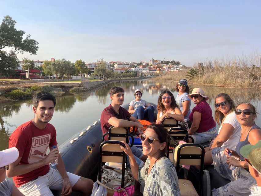 From Lagoa: Visit Silves Town by Boat with Hop Off & Hop On - Who this tour suits best
