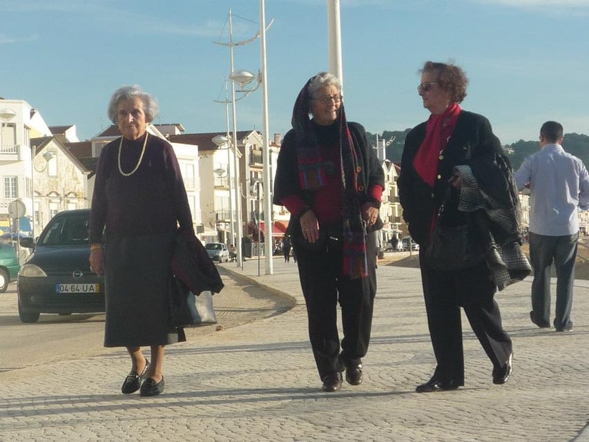 From Lisbon: Fátima, Batalha, Nazaré and Óbidos Day Tour - Key Highlights in a Nutshell