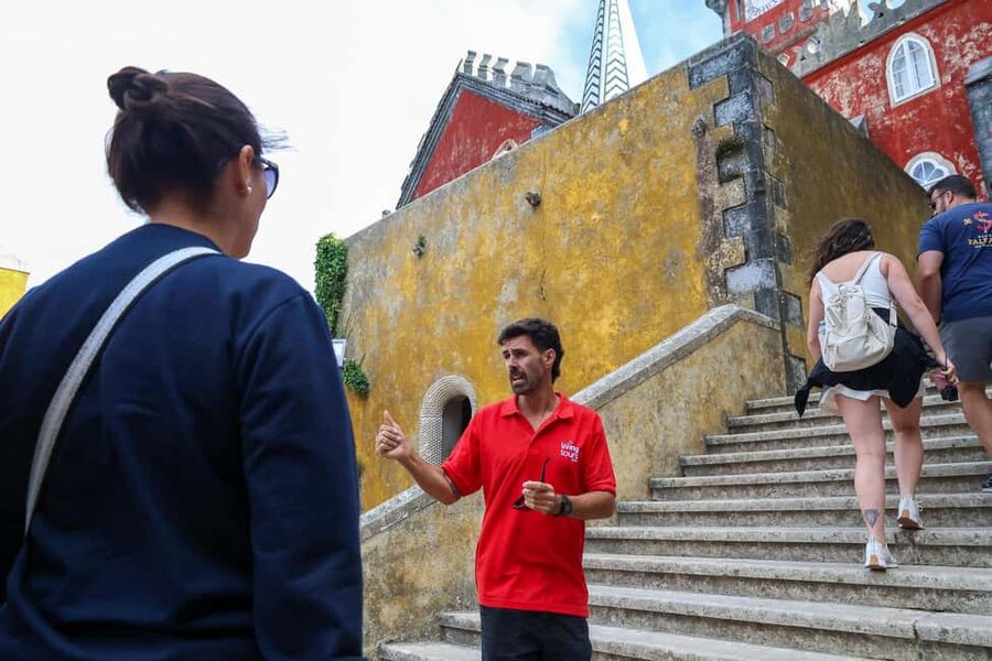 From Lisbon: Fátima, Nazaré & Sintra – 3 Cities Guided Tour - A 9-hour sampler of Portugal, from Sintra hills to Fátima square